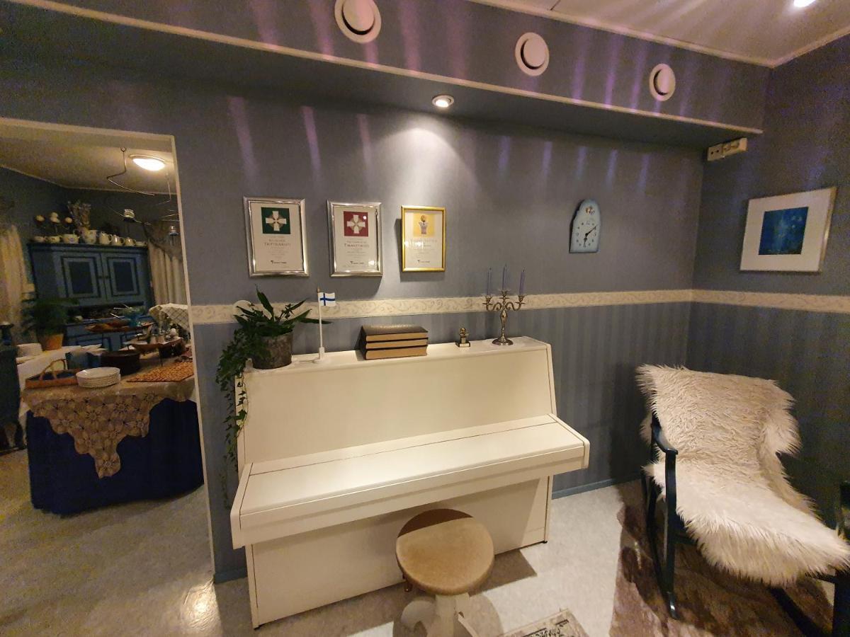 Helmin Kortteeri Hotel Kauhajoki Buitenkant foto
