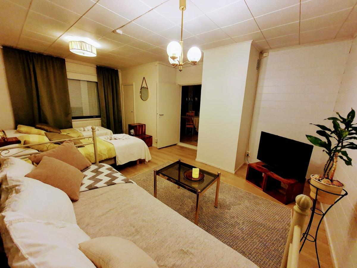Helmin Kortteeri Hotel Kauhajoki Buitenkant foto