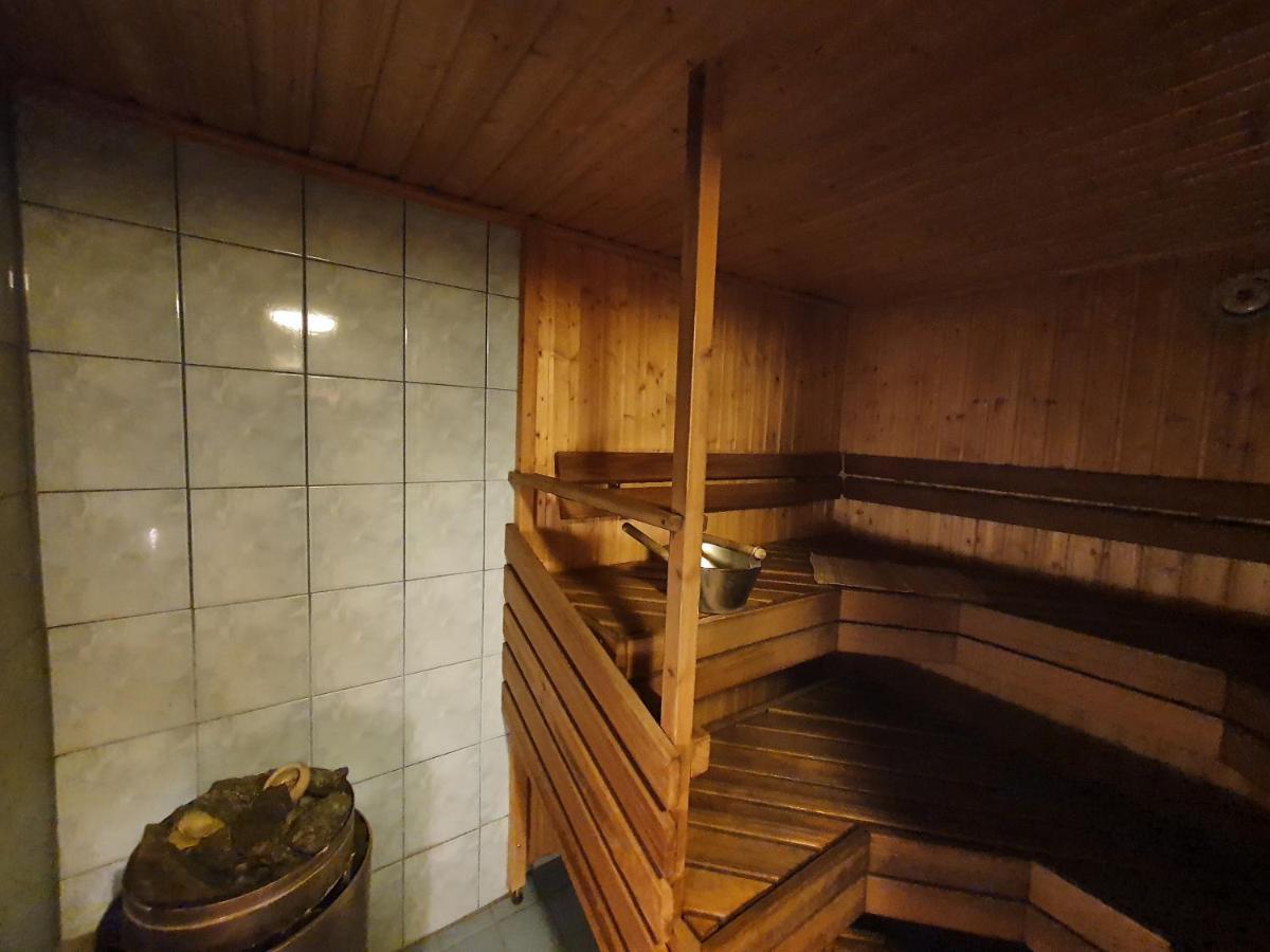 Helmin Kortteeri Hotel Kauhajoki Buitenkant foto