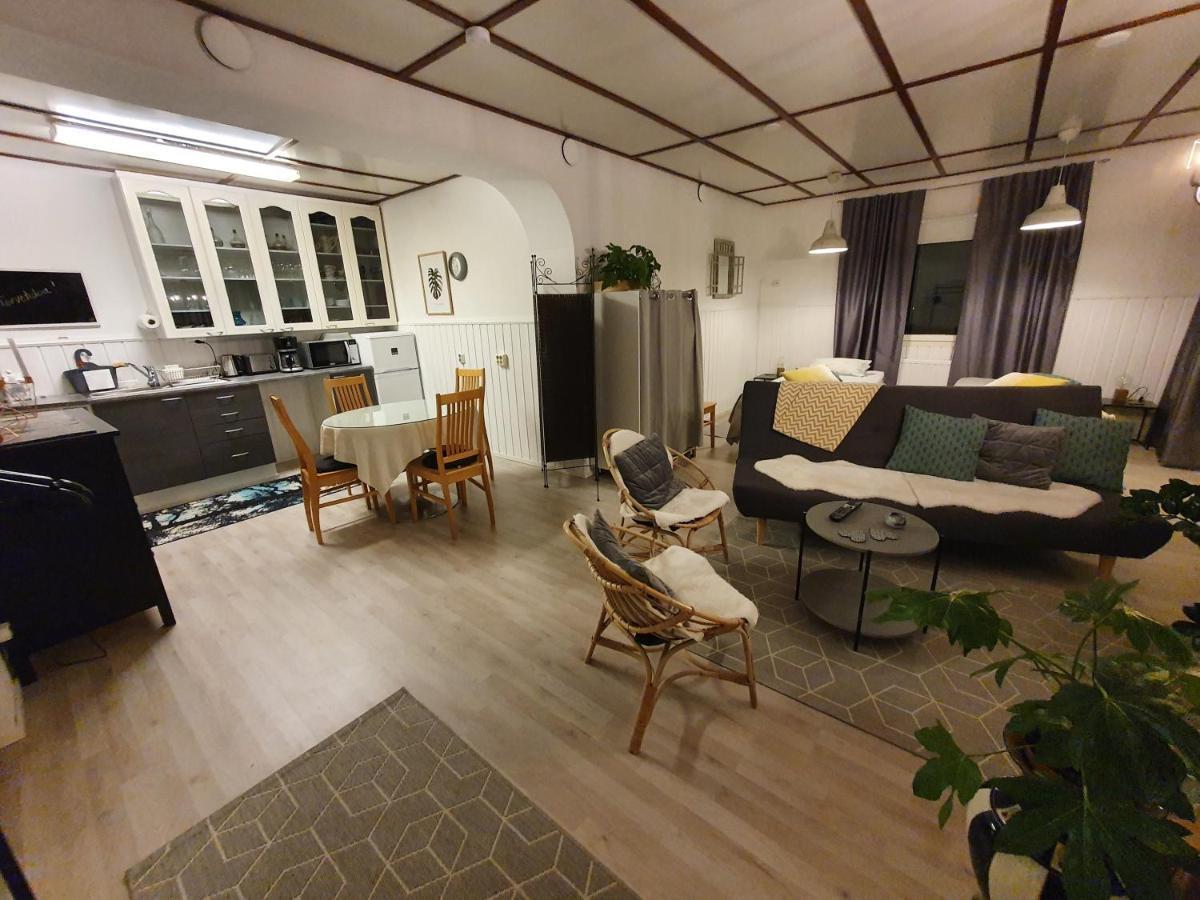 Helmin Kortteeri Hotel Kauhajoki Buitenkant foto