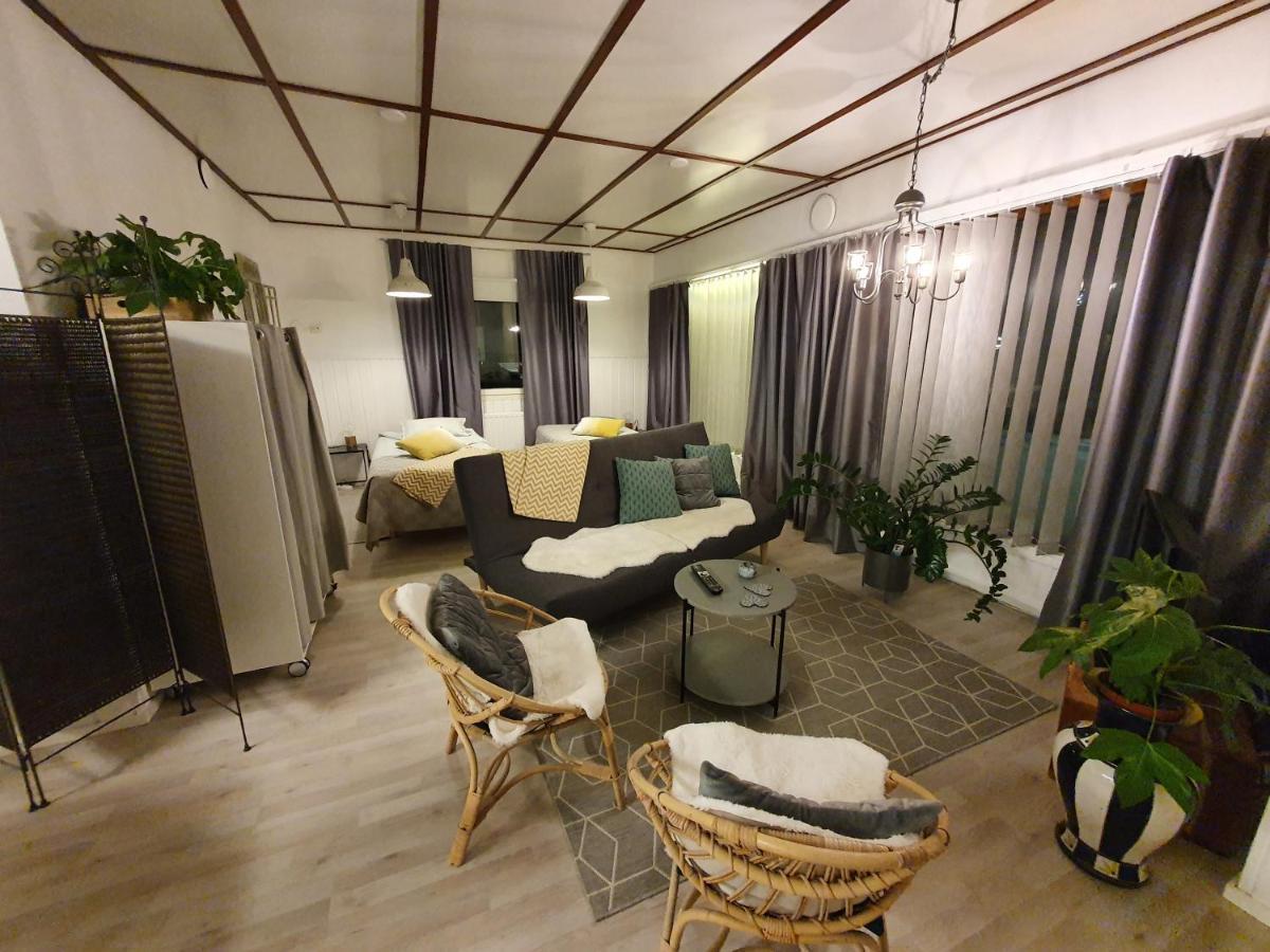 Helmin Kortteeri Hotel Kauhajoki Buitenkant foto