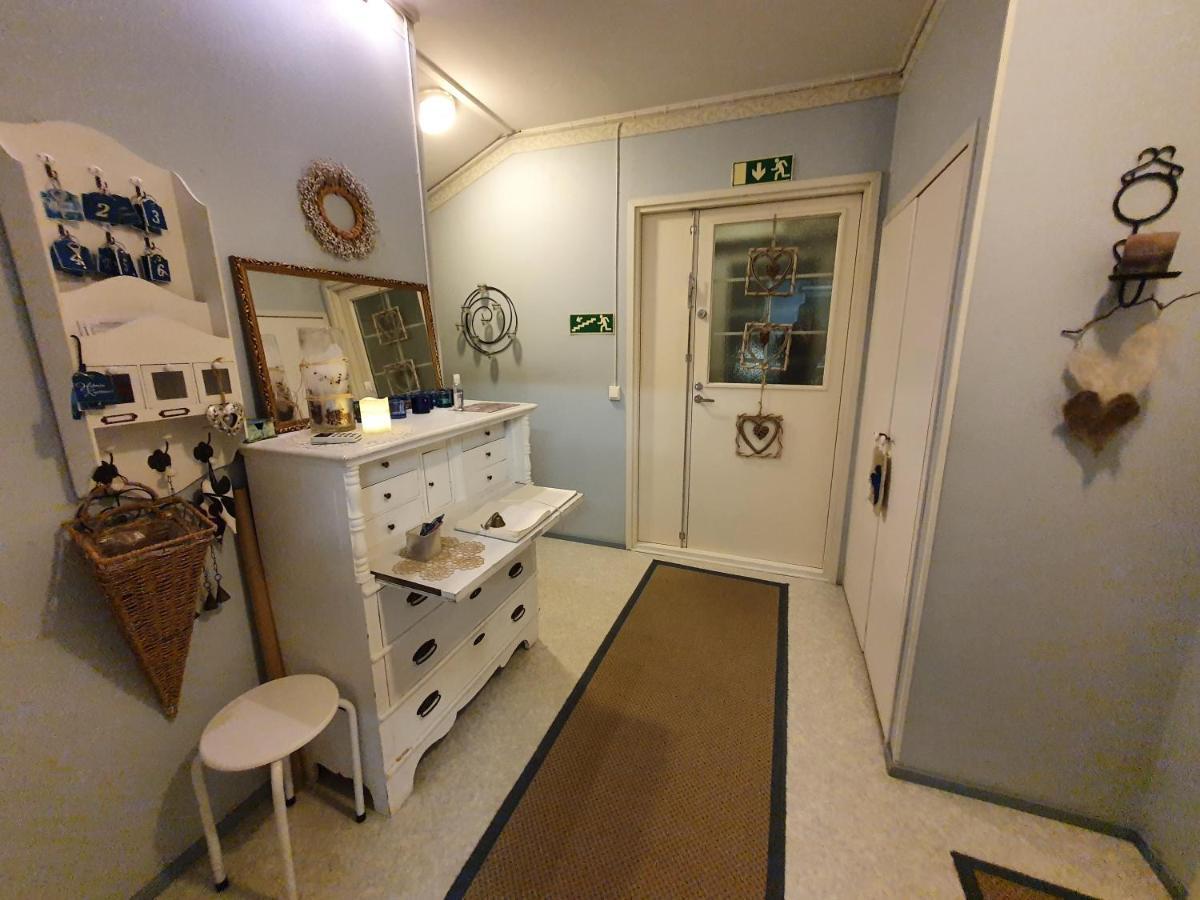 Helmin Kortteeri Hotel Kauhajoki Buitenkant foto
